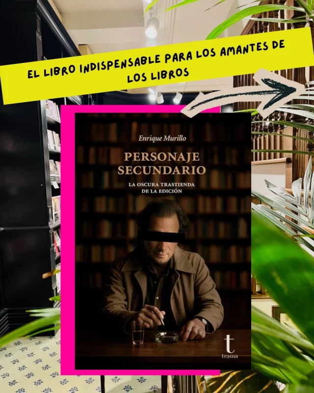 Ah, cómo disfruté este libro.😍

Hay libros que te abrazan… y hay libros que te destapan los ojos.
Personaje secundario, de Enrique Murillo, hizo las dos cosas conmigo.

Desde el primer detalle ya te dice que no va a ser un libro convencional: no tiene índice. Y ese pequeño gesto me pareció interesantísimo, porque te obliga a leerlo como se leen las conversaciones largas y honestas, sin atajos, sin ir directo “a lo que te conviene”. Te sientas y escuchas.

Es una autobiografía, sí, pero también es un viaje sin filtros por el mundo editorial en España. Y vaya viaje. Murillo, con la calma que da la experiencia, te va contando cómo funcionan los premios, las editoriales, las modas literarias, las obsesiones por vender, los libros que llenan anaqueles sin importar demasiado su calidad… Ese “tufillo” del que todos sospechamos, pero del que casi nadie habla.

Y aquí entre nos: todas las industrias tienen su lado incómodo. La del libro también. Solo que a veces preferimos no verlo porque amamos demasiado leer.

En 538 páginas yo pasé del romanticismo absoluto al agradecimiento consciente. Porque, a pesar de todo, este libro no destruye el amor por los libros; lo hace más adulto.

Además, Murillo es un personaje fascinante: autodidacta, traductor del inglés sin haberlo estudiado formalmente, editor, testigo de varias generaciones literarias. De esos humanitos que ya casi no se fabrican.

Leerlo me dejó con ganas de volver a los libros “de antes”, de buscar calidad más allá del ruido y de cuestionar un poquito más lo que consumo.

Si amas los libros y quieres entender qué hay detrás del telón… léelo.
Vale mucho la pena.
Gracias por leerme. Bonito día.🫶🏽
.
#alto_voltaje_emocional #personajesecundario #tramaediciones #libros #2026