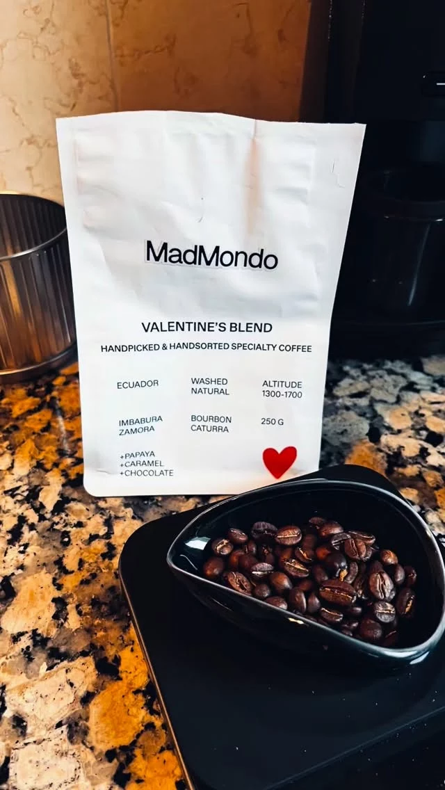 Nuestro primer “desnudo” 🤭☕

Nuevo portafiltros… y OMAIGOSH 😍
los espressos están saliendo MEGA DELI 🔥

Mira ese flujo, esa cremita… puro amor en taza 🤎

Definitivamente… esto ya se volvió otro nivel 😮‍💨💅🏽

Por muchas tardes de cafelitos sabrosos 🥂☕
¡salud! jiji

#alto_voltaje_emocional #coffeelover #expresso #lelit #baratza