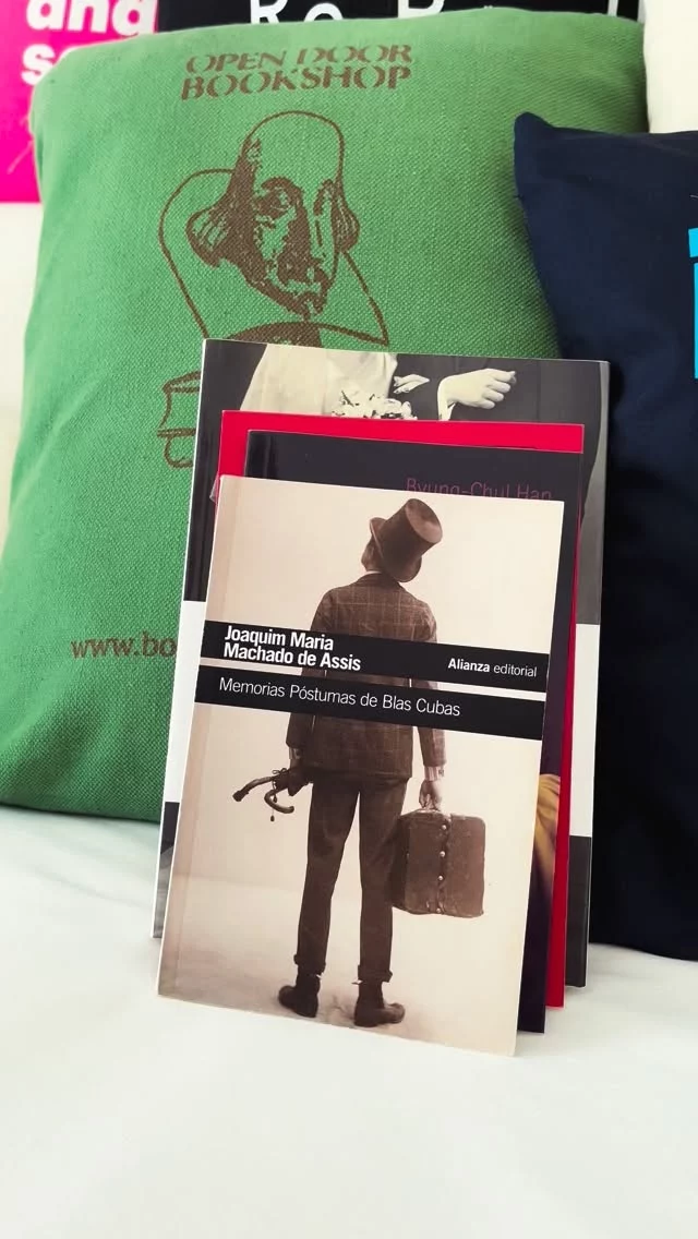 Algunas inversiones de este mes 🫢🫣😎😍🙌🏽. De las cosas más bonitas de mi vida es armar mi biblioteca 🥰
.
.
#alto_voltaje_emocional #booklovers #libros #recomiendoleer #blogpersonal